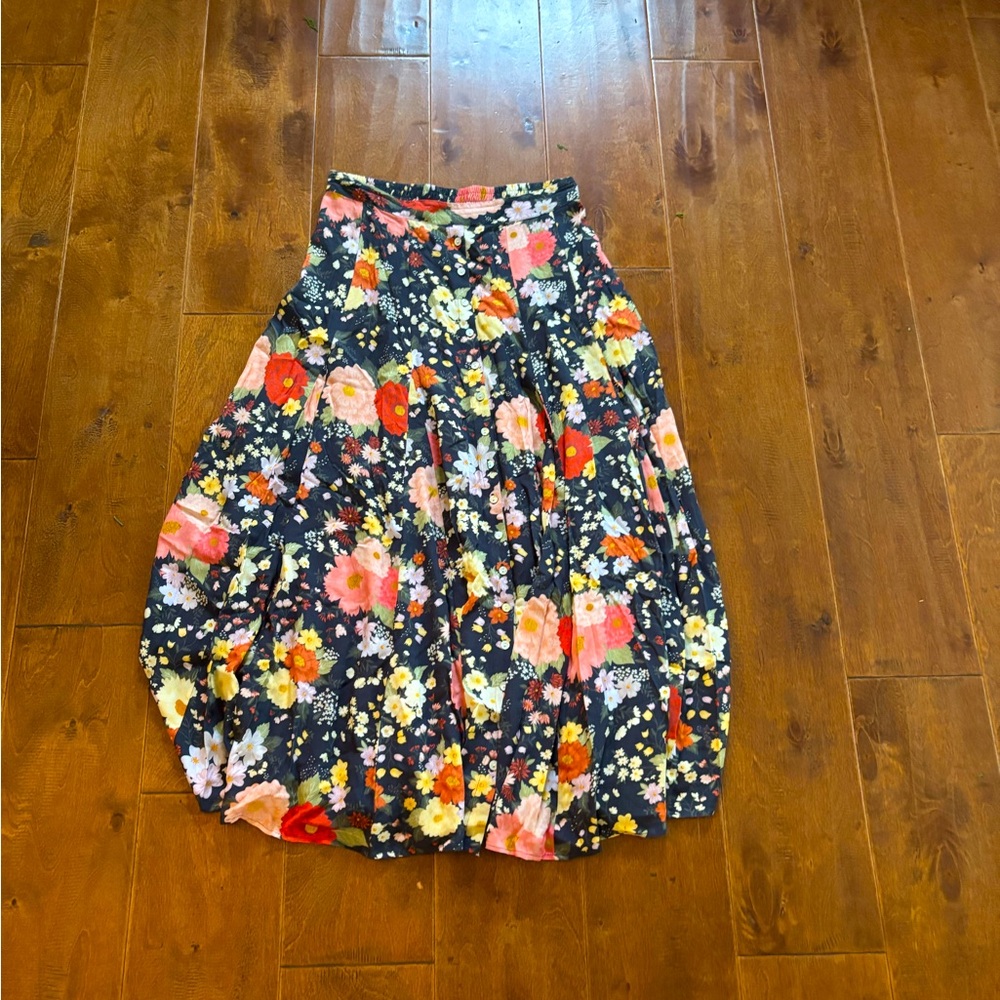 Spell midi skirt - all year round versatile